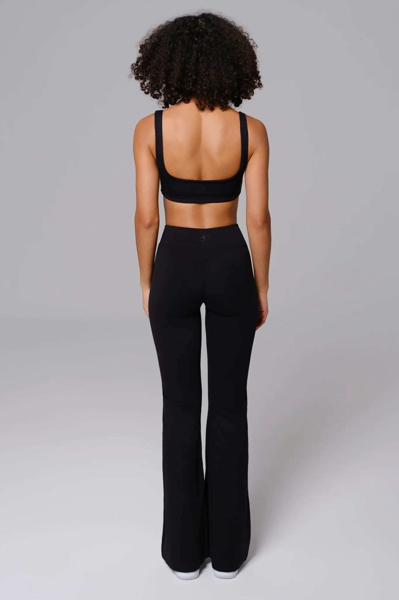 Maeve Sports Bra - Black (FINAL SALE) - Image 4