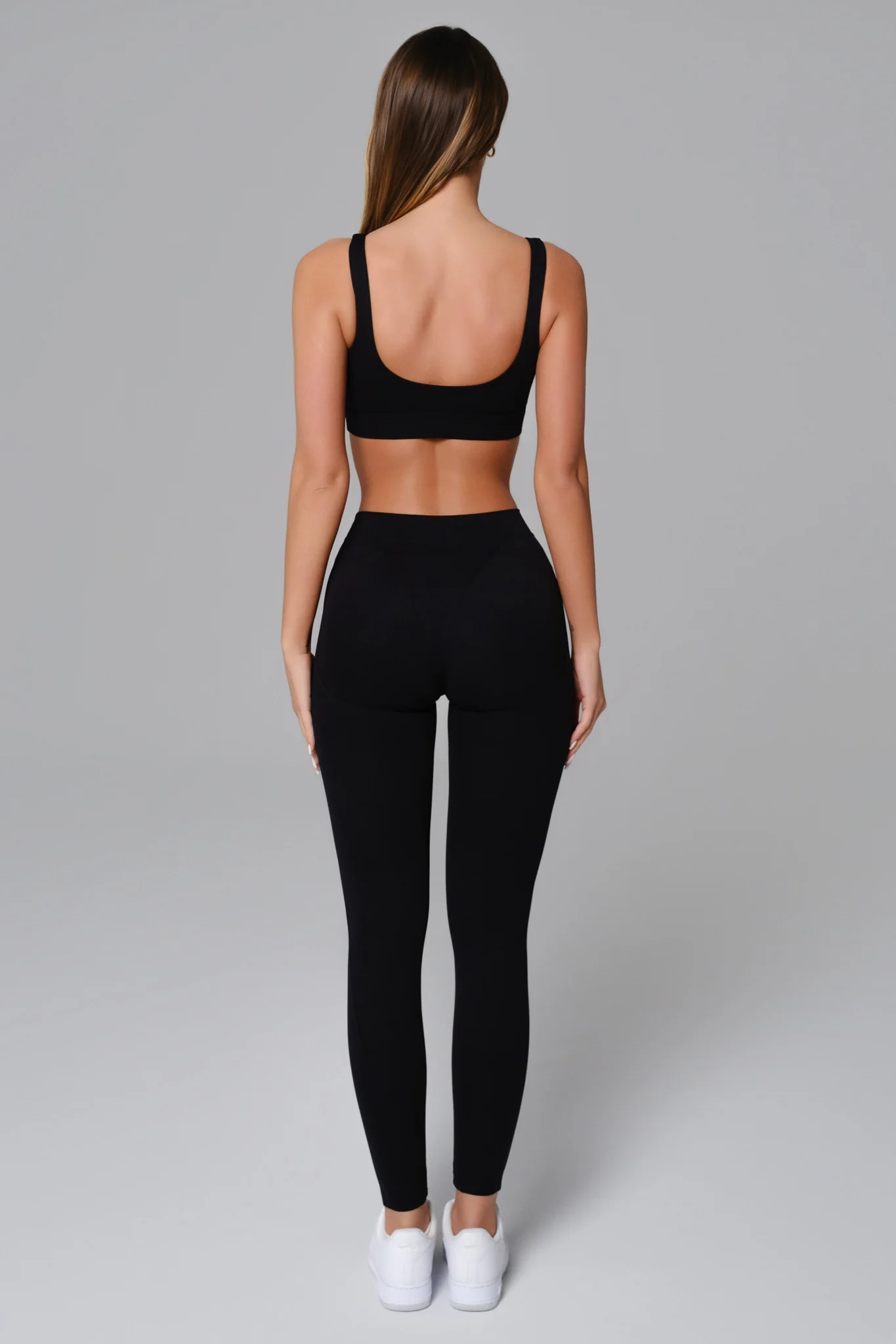 Marcella Sports Bra - Black (FINAL SALE) - Image 5