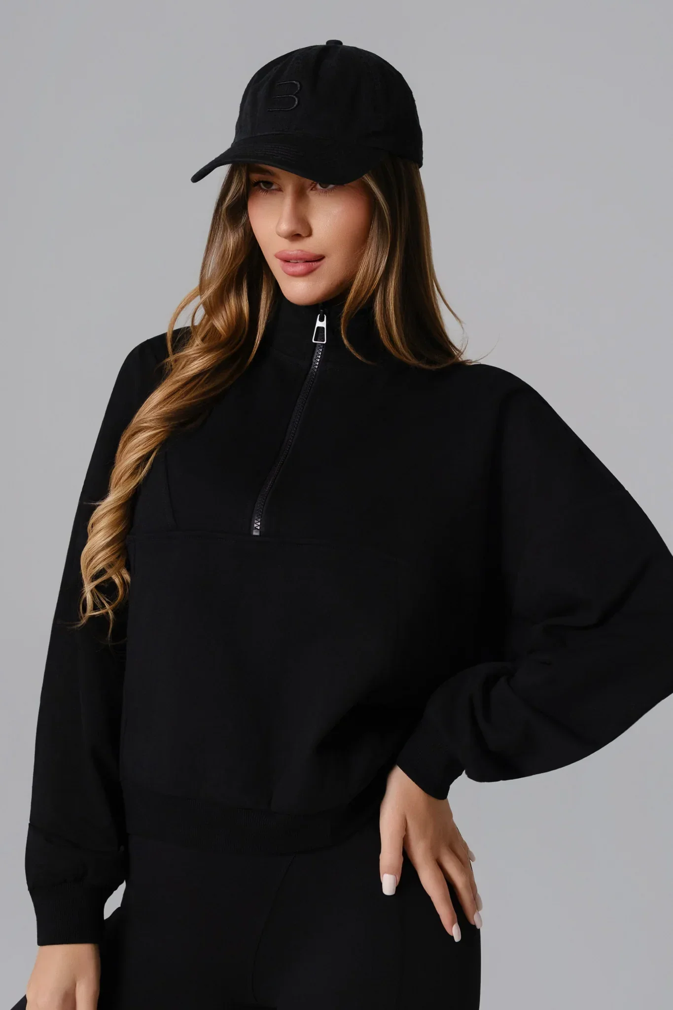 Marcella Sweatshirt - Black (FINAL SALE) - Image 7