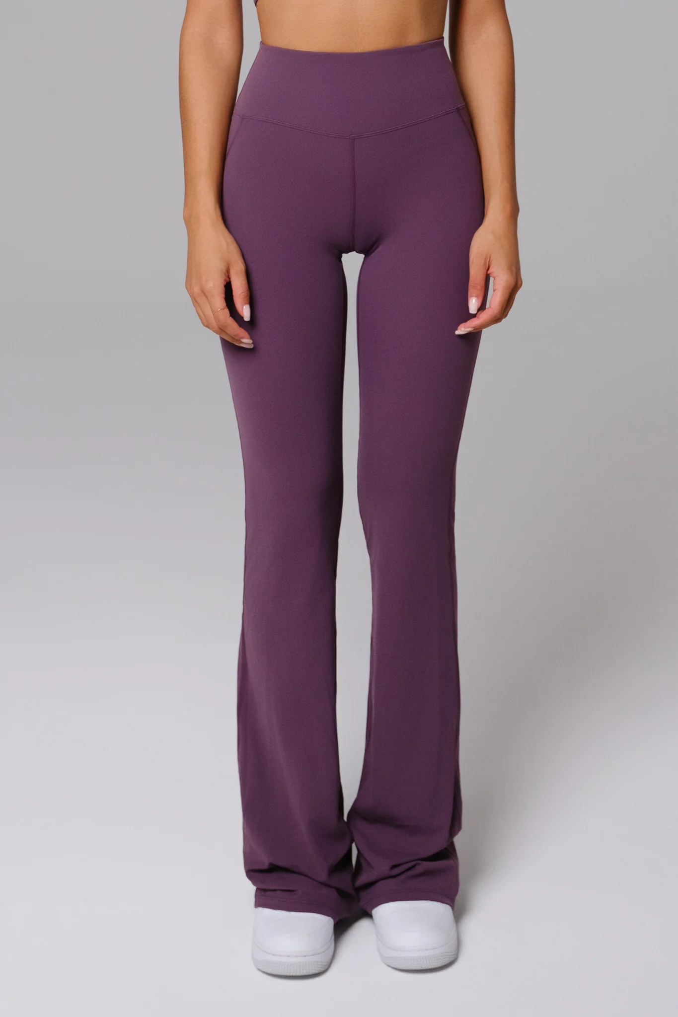 Nicole Flare Leggings - Aubergine (FINAL SALE) - Image 2