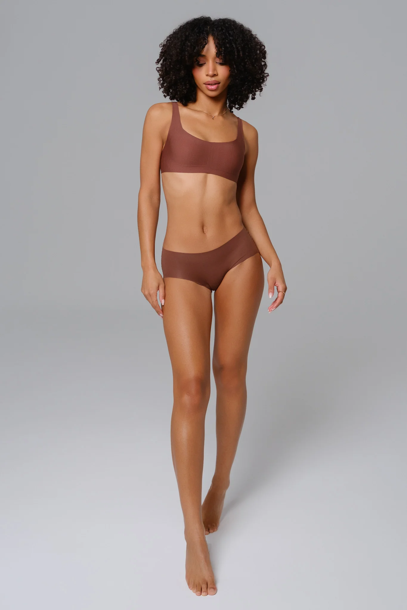 Seamless Scoop Bra - Cocoa - Image 5