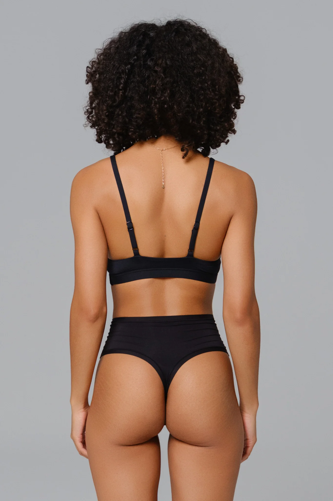 Smooth Scoop Bralette - Black - Image 2