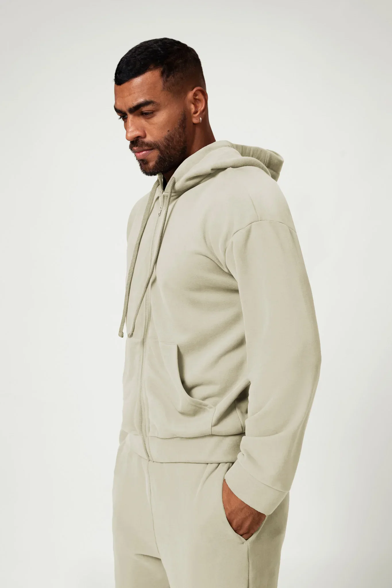 SportFlex Sweatshirt - Cream (FINAL SALE) - Image 3