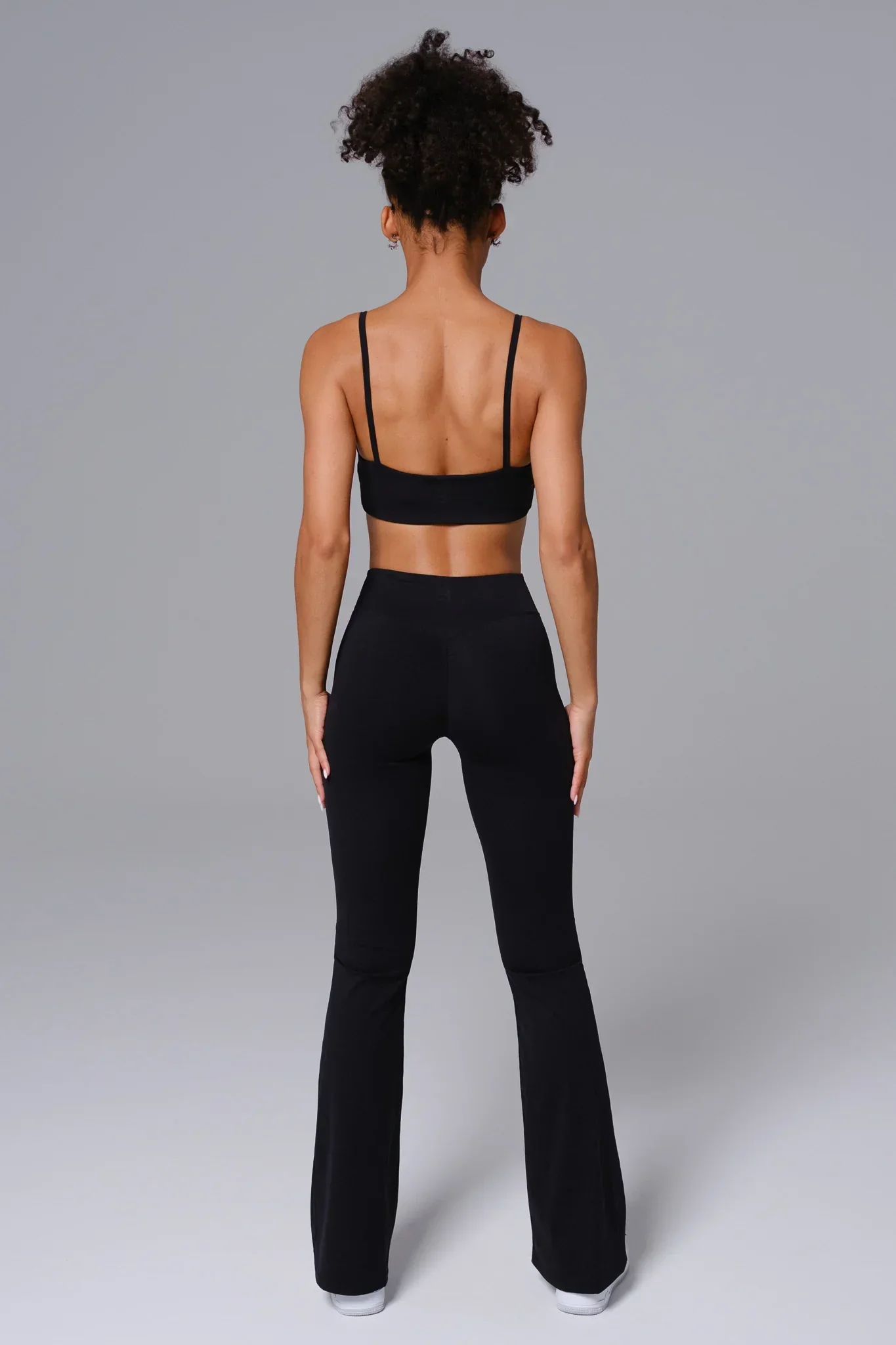 Zoe Flare Leggings - Black (FINAL SALE) - Image 4
